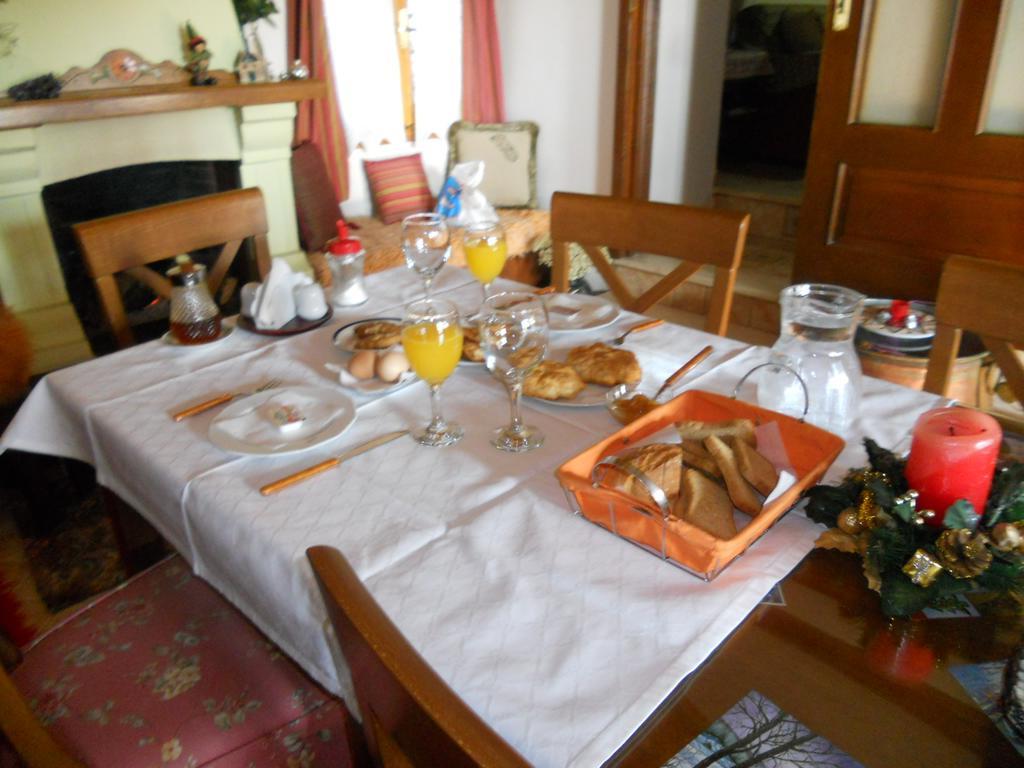 Sarafis Guesthouse Agios Lavrentios Eksteriør billede